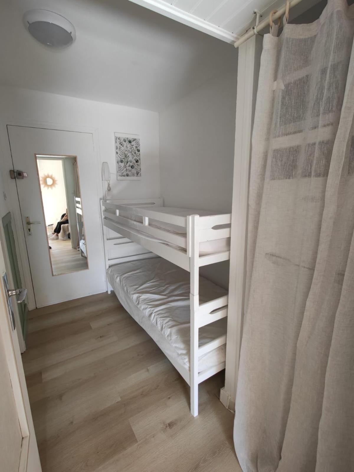 Saint-Mandrier-Sur-Mer Rsd Les Cometes Extérieur photo
